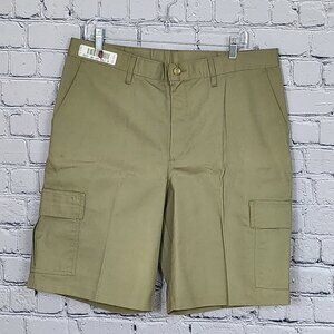 2/$20 Edwards Khaki Casual Wear Shorts Size 36
